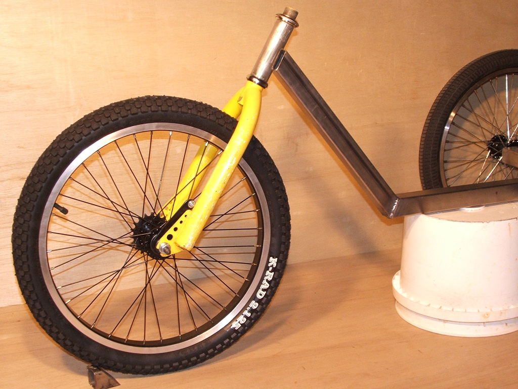 Ucan2 BMX HandCycle - head tube angle